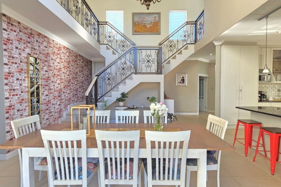 4 Bedroom Property for Sale in Graanendal Western Cape